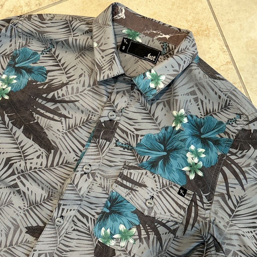 Lost Hawaiian Shirt Men's Small Grey Blue Short Sleeve Button up Floral Surf